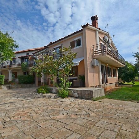 Apartments Josip Pavicini Exterior foto